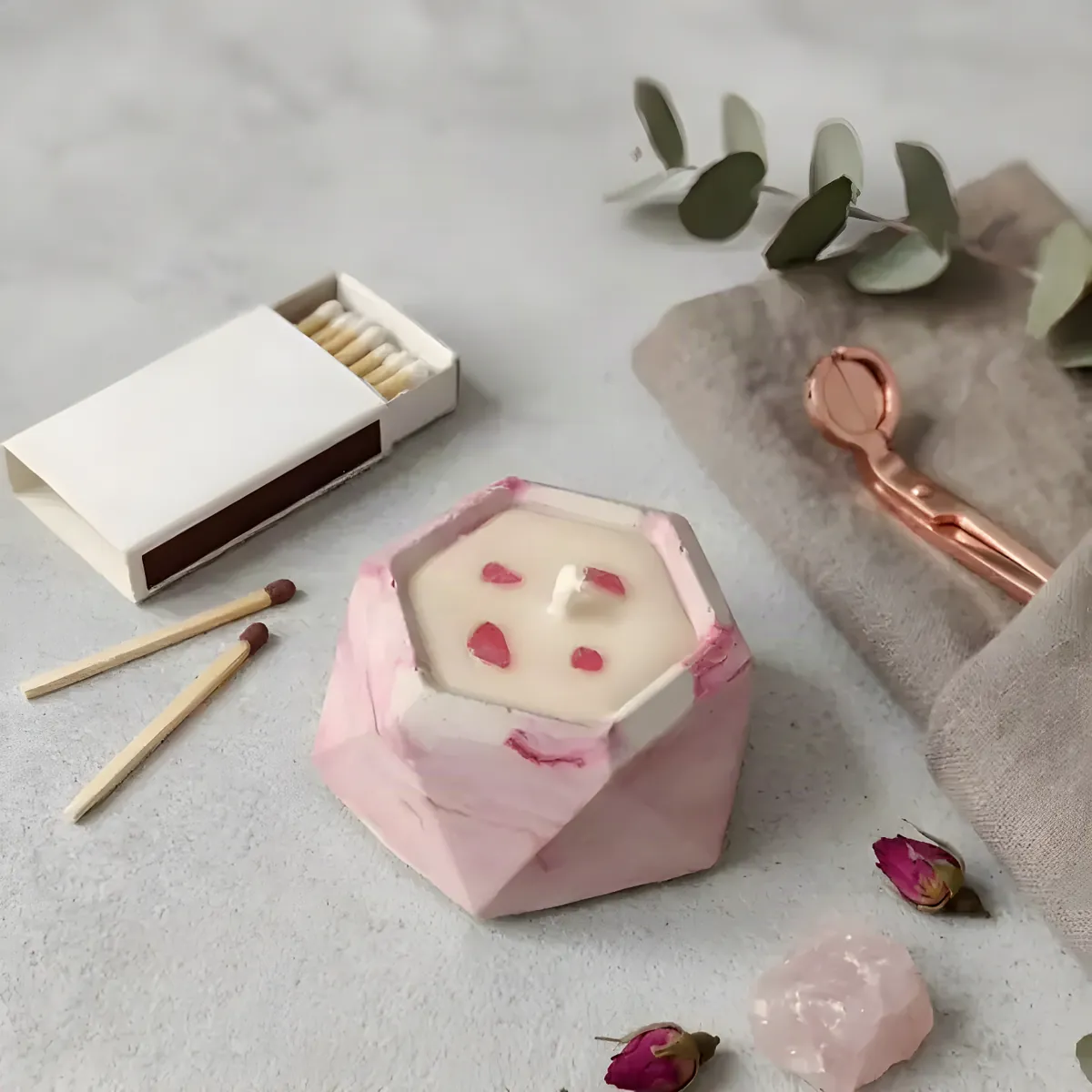 Marble rose jar candle