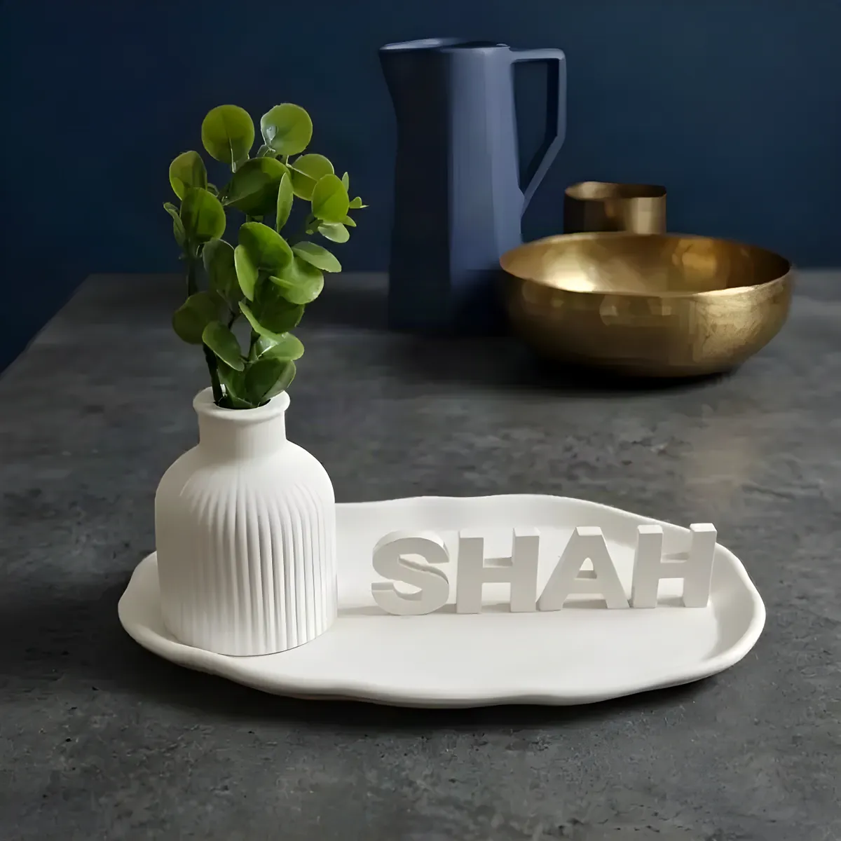 Personalised SHAH name tray with vase